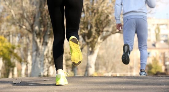 La Importancia de Elegir las Zapatillas Deportivas Adecuadas